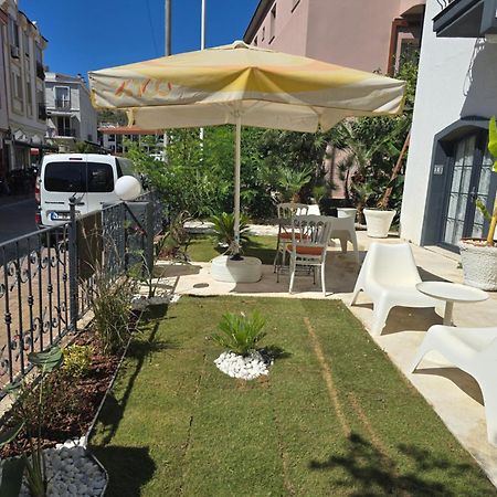Marina Sahil Hotel Cesme Exterior photo